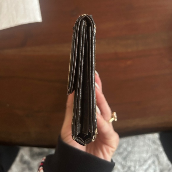 Vintage & Well Loved Dolce & Gabbana trifold Beige and Brown Wallet - Picture 5 of 11